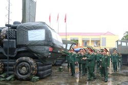 Việt Nam chế tạo thành công tên lửa S-300, Spyder, tiêm kích Su-30,... 'bỏ túi'