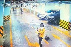 Thấy Audi tiền tỷ của chồng có tin nhắn làm quen, vợ trẻ đăng đàn thông báo 'chàng trai đã có cả trâu lẫn nghé rồi!'