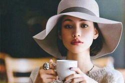 Vợ có 4 đặc điểm này, chồng tay trắng cũng thành đại gia