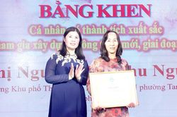 Trưởng khu phố giỏi vận động