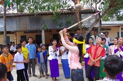 Tết vui tươi, tết sum vầy