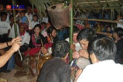 Lễ hội đập trống mừng trăng mới - Lễ hội tình yêu đặc sắc của người Ma Koong