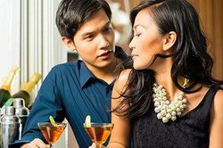 Bà chủ hồi xuân và cái kết đắng ngắt vì qua mặt chồng để 'bao tình phi công trẻ'