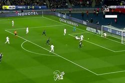 Cú đá phản lưới kỳ quái trong trận thắng của PSG