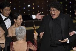 Vì đâu 'Ký sinh trùng' làm nên lịch sử cho điện ảnh Hàn Quốc tại Oscar?