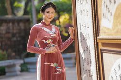 Hoa hậu Ngọc Hân tất bật chuẩn bị đám cưới