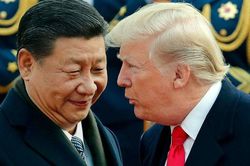 Trung Quốc khó muôn trùng, Donald Trump cùng Mỹ trên đỉnh lịch sử