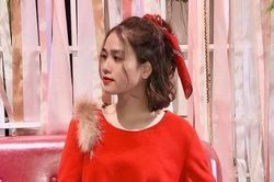 Bạn gái Quang Hải lần đầu thể hiện giọng hát tuyệt vời