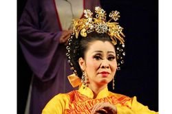 NSƯT Thiên Hoa: Nghề nghiệp vun đắp từ tình yêu