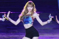 6 nữ thần Kpop sở hữu cơ bụng số 11 đáng mơ ước