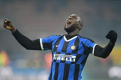 'Người cũ' Lukaku tỏa sáng ở Inter, còn MU phải trông cậy vào Ighalo
