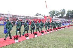 NGÀY ĐẦU TRONG QUÂN NGŨ