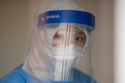 Những phụ nữ thầm lặng trong cuộc chiến chống virus Corona ở Trung Quốc