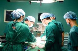 Hiếm gặp: 7 người trong một nhà cùng mắc bệnh về tuyến giáp