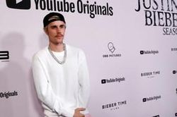 Phim về Justin Bieber lập kỉ lục lớn trên YouTube vì quá 'hot'