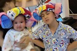 2 nhóc tì của Lê Phương liên tục 'đốn tim' cư dân mạng vì quá dễ thương và đáng yêu