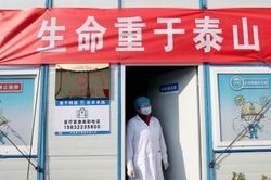 Số ca nhiễm mới thấp nhất từ 31/1 ở tâm dịch virus corona Hồ Bắc