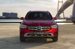 Mercedes GLC & Lexus NX cùng nâng cấp: Công nghệ Đức hay tinh hoa Nhật?