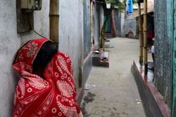 Góc khuất đời những phụ nữ tại khu nhà thổ nổi tiếng ở Bangladesh