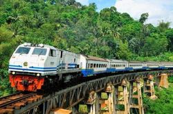 Indonesia sẽ xây dựng hai tuyến đường sắt trên đảo Java
