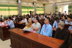 Trao học bổng cho học sinh, ủng hộ Quỹ 'Người cao tuổi'