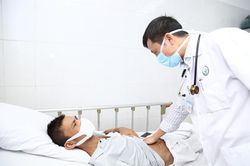 BV Việt Đức khám, tư vấn miễn phí các bệnh lý thận