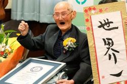 Cụ ông tiết lộ bí quyết giúp sống thọ nhất thế giới