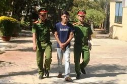 Người vợ thoát hiểm sau khi bị chồng tẩm xăng thiêu sống