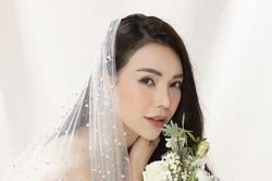 Trà Ngọc Hằng: 'Nhiều người ngỏ ý nhưng thời điểm này, tôi yêu ai cũng thật khó khăn'