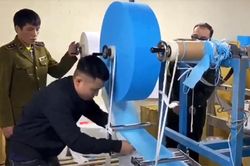 Phát hiện cơ sở dùng giấy vệ sinh làm khẩu trang y tế