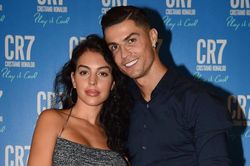 Georgina Rodriguez và tình yêu với Ronaldo