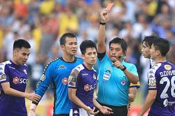Trưởng ban trọng tài Dương Văn Hiền: 'Việt Nam phấn đấu có thêm nhiều trọng tài đạt chuẩn FIFA'