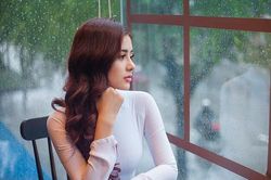 Phụ nữ càng hà tiện 4 thứ này với bản thân thì càng khiến chồng muốn đi ngoại tình