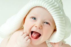 Sinh con giờ này bố mẹ sung sướng bởi con vừa thông minh, vừa ngoan ngoãn