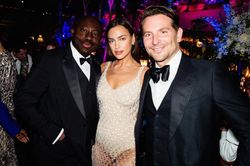 Irina Shayk đón Valentine bên con gái