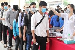 Đề nghị xem xét cho sinh viên nghỉ hết tháng 2