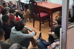 Đột kích trường gà trong rừng tràm