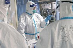 Bác sĩ nhiễm virus corona nặng chia sẻ kinh nghiệm chống lại bệnh