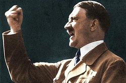 'Cánh tay phải' của Hitler và những ngày cuối đời cuồng loạn