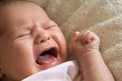 Để trẻ thôi khóc đêm mẹ hãy áp dụng ngay 5 điều sau đây
