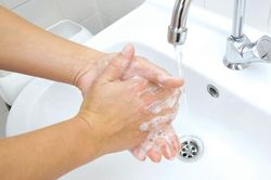 Nói thêm vài phương pháp phòng ngừa viêm phổi Vũ Hán