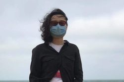 'Dao cắt vào da thì mới thấy đau' - cô gái Vũ Hán tâm tư vì bị hắt hủi