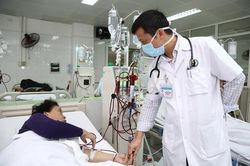 Uống ít nước, bạn sẽ đối mặt với nhiều nguy cơ về sức khỏe