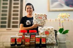 Hấp dẫn 'phở khô ăn liền'
