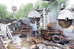 Để nghề chẻ đá bớt nhọc nhằn