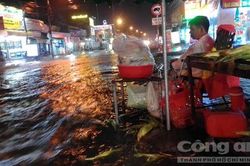 Mưa lớn giữa mùa khô, giải nhiệt nhiều nơi ở phía Nam