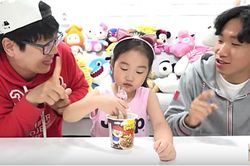 Góc khuất phía sau 'sao nhí' mạng xã hội