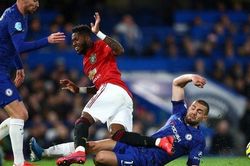 Thi đấu thăng hoa, MU đánh bại Chelsea ngay trên sân khách
