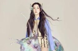 Angelababy như nàng tiên bướm đẹp đến mê hồn trên tạp chí bìa Cosmo số khai quý