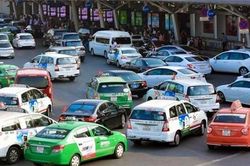 Dừng thí điểm taxi công nghệ từ ngày 1/4